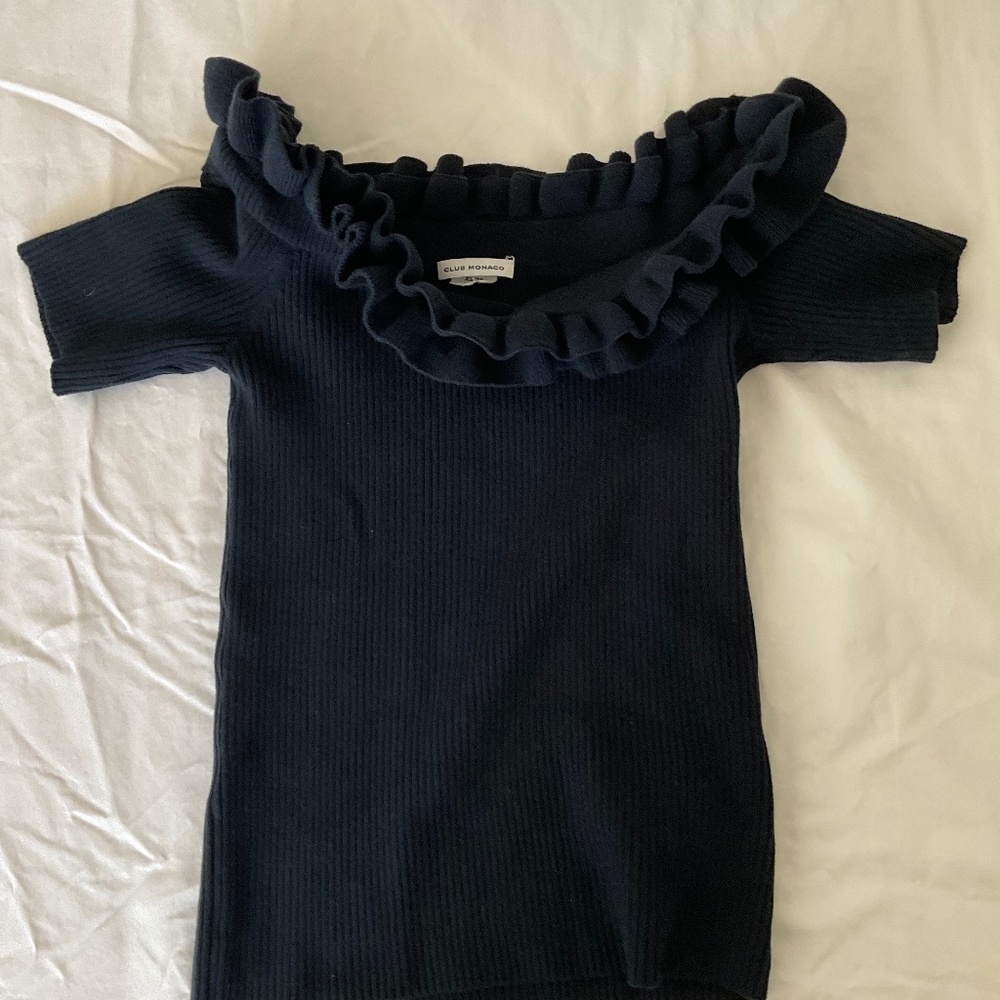 Club Monaco dark navy off shoulder knitted top XS